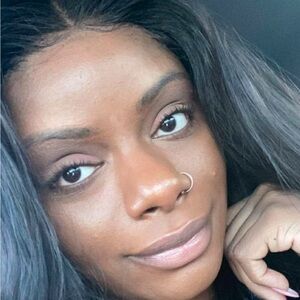 Meet your Posher, Bianca